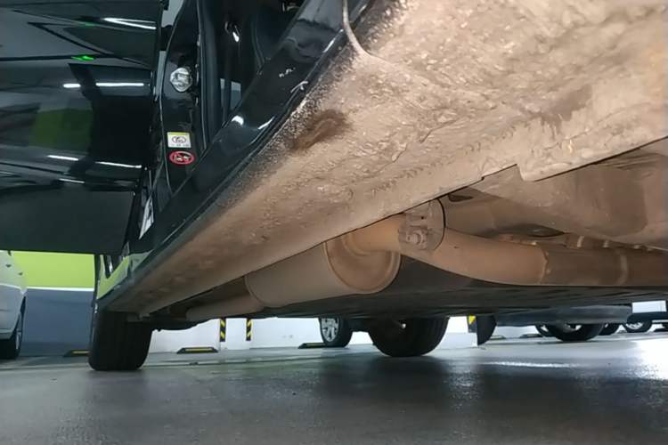 Used Honda Crider 2016 1.8L CVT Luxury Edition Right Side Sill