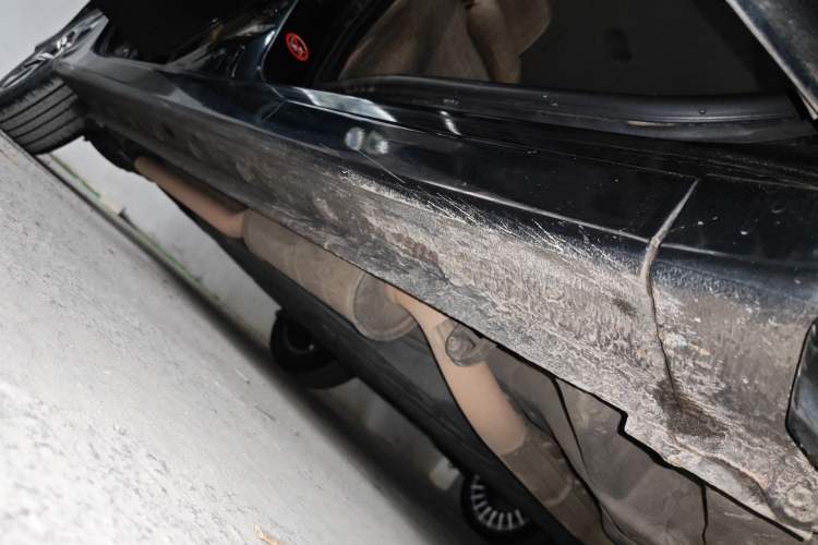 Used Honda Crider 2016 1.8L Manual Fashion Edition Right Side Sill