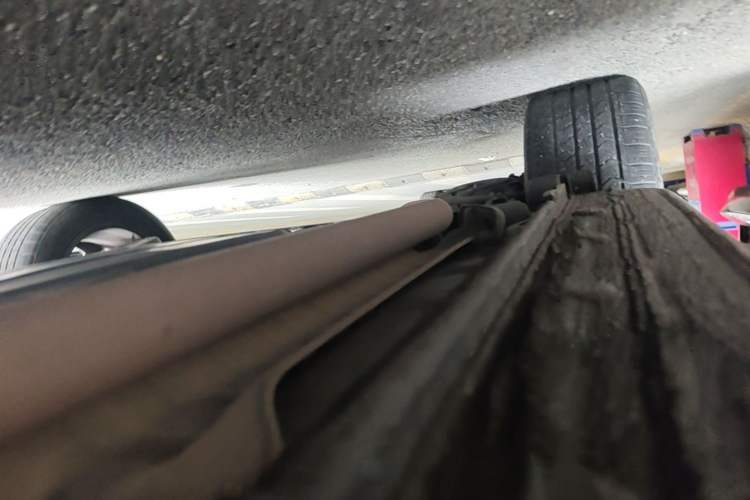 Used Honda Crider 2016 1.8L CVT Luxury Edition Right Side Sill