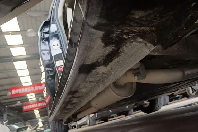 Used Honda Crider 2016 1.8L CVT Luxury Edition Right Side Sill