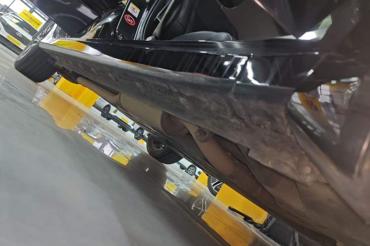 Used Honda Crider 2016 1.8L CVT Luxury Edition Right Side Sill