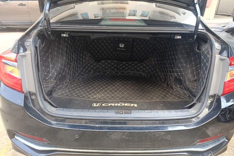 Used Honda Crider 2016 1.8L CVT Comfort Version Trunk