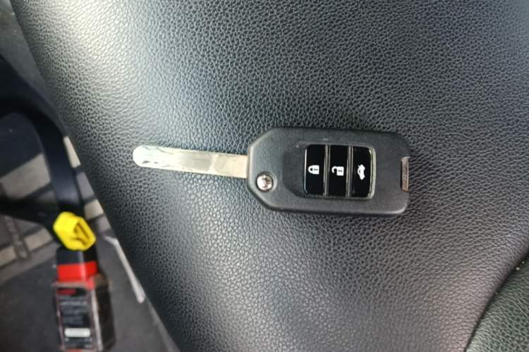 Used Honda Crider 2016 1.8L CVT Comfort Version Vehicle Key