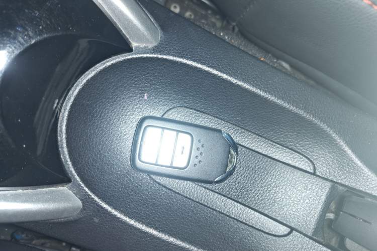 Used Honda Crider 2016 1.8L CVT Luxury Edition Vehicle Key