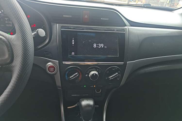 Used Honda Crider 2016 1.8L CVT Luxury Edition Audio And AC Panel