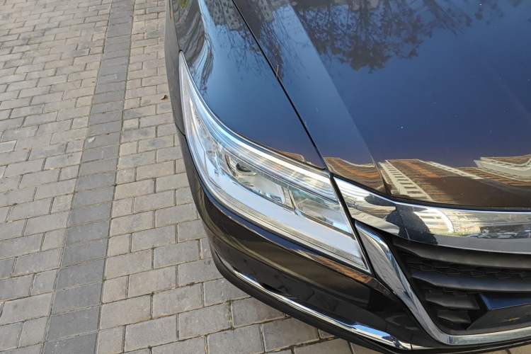 Used Honda Crider 2016 1.8L CVT Luxury Edition Exterior 6