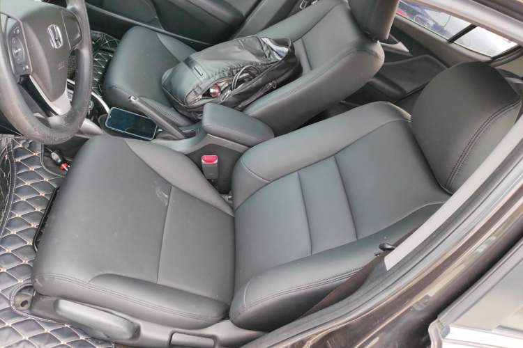 Used Honda Crider 2016 1.8L CVT Luxury Edition Left Front Seat