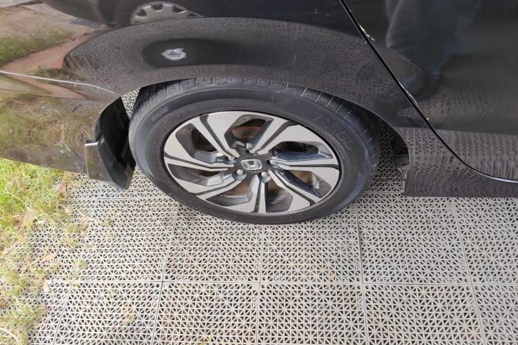 Used Honda Crider 2016 1.8L CVT Luxury Edition Right Rear Wheel Hub