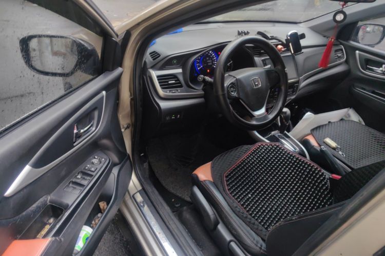 Used Honda Crider 2016 1.8L CVT Leading Edition Driver Seat
