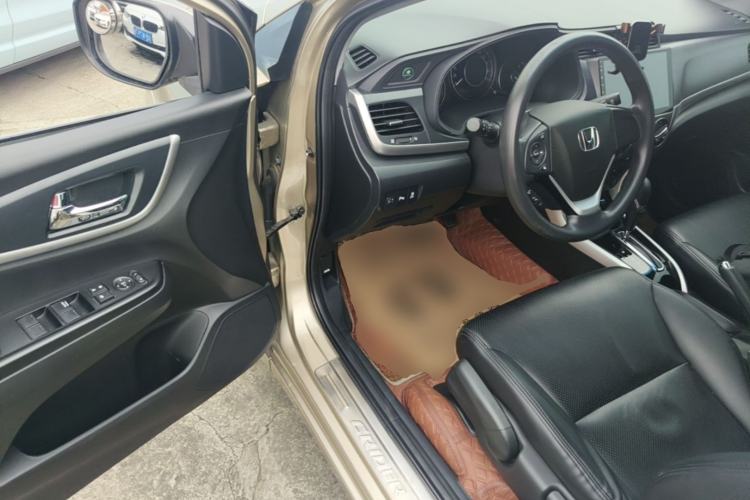 Used Honda Crider 2016 1.8L CVT Luxury Edition Driver Seat