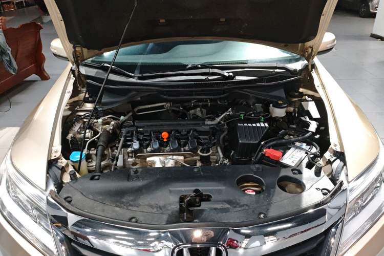 Used Honda Crider 2016 1.8L CVT Luxury Edition Engine Bay