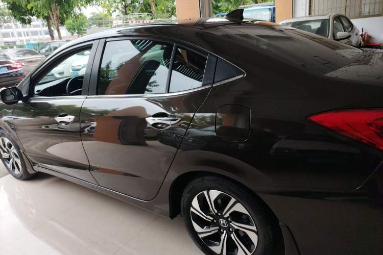 Used Honda Crider 2016 1.8L CVT Comfort Version Exterior 3