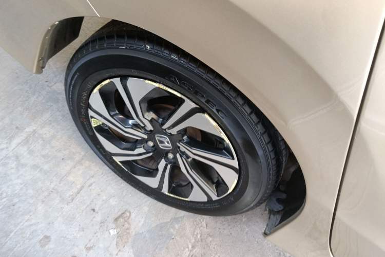 Used Honda Crider 2016 1.8L CVT Comfort Version Exterior 8