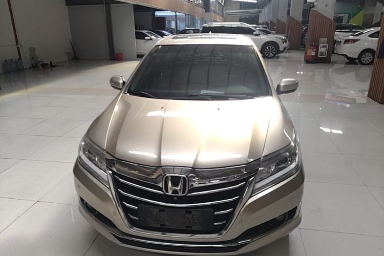 Used Honda Crider 2016 1.8L CVT Luxury Edition Front
