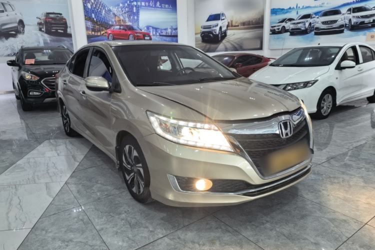 Used Honda Crider 2016 1.8L CVT Luxury Edition Front Right 45 Deg