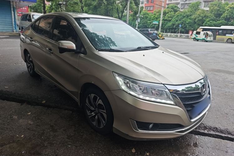 Used Honda Crider 2016 1.8L CVT Leading Edition Front Right 45 Deg