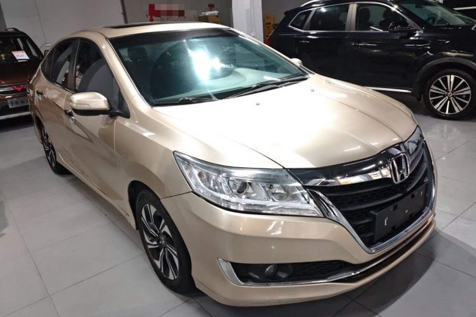 Used Honda Crider 2016 1.8L CVT Luxury Edition Front Right 45 Deg