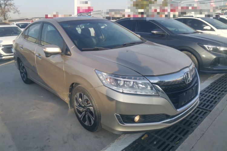 Used Honda Crider 2016 1.8L CVT Flagship Edition Front Right 45 Deg