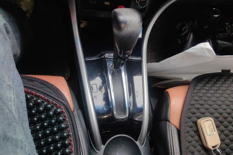 Used Honda Crider 2016 1.8L CVT Leading Edition Gear Lever