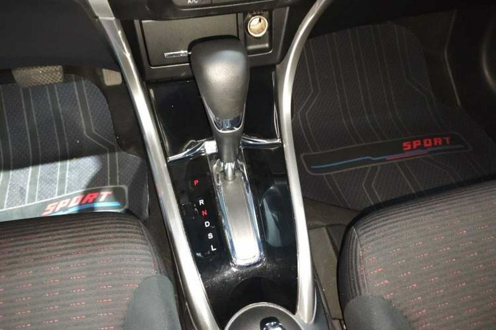 Used Honda Crider 2016 1.8L CVT Luxury Edition Gear Lever