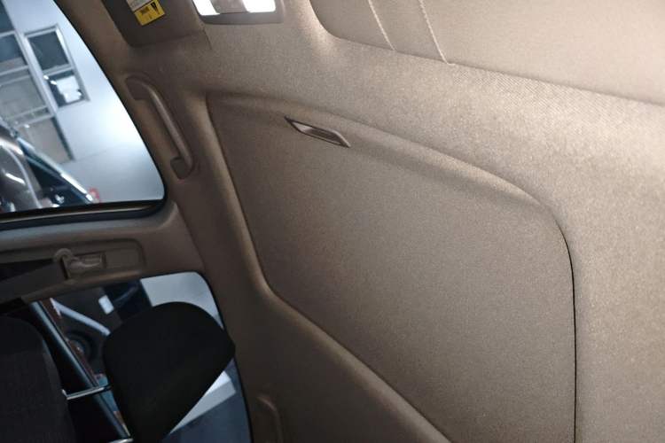Used Honda Crider 2016 1.8L CVT Luxury Edition Headliner