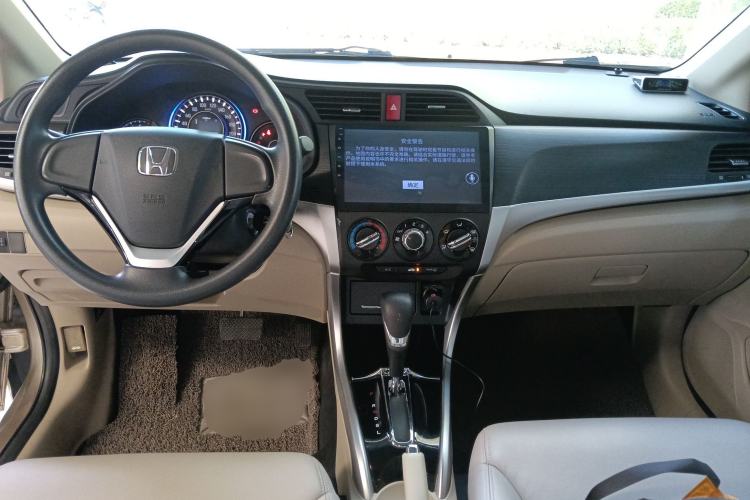 Used Honda Crider 2016 1.8L CVT Comfort Version Interior 2