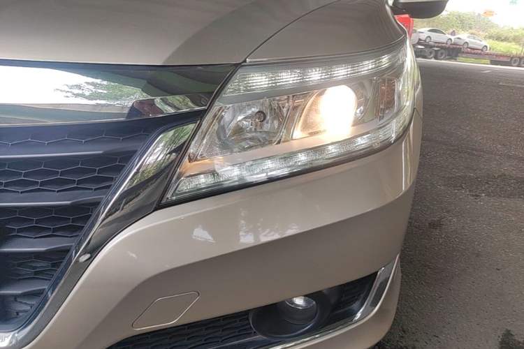 Used Honda Crider 2016 1.8L CVT Leading Edition Left Front Headlight
