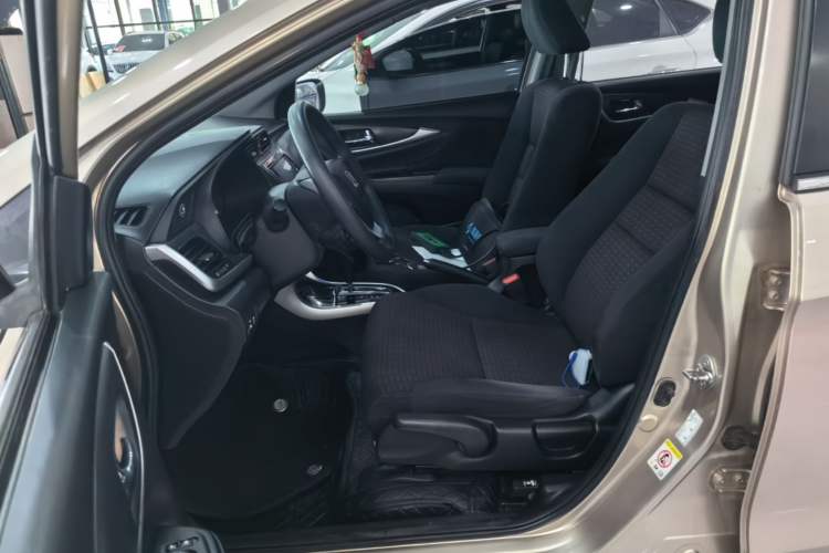 Used Honda Crider 2016 1.8L CVT Luxury Edition Left Front Seat