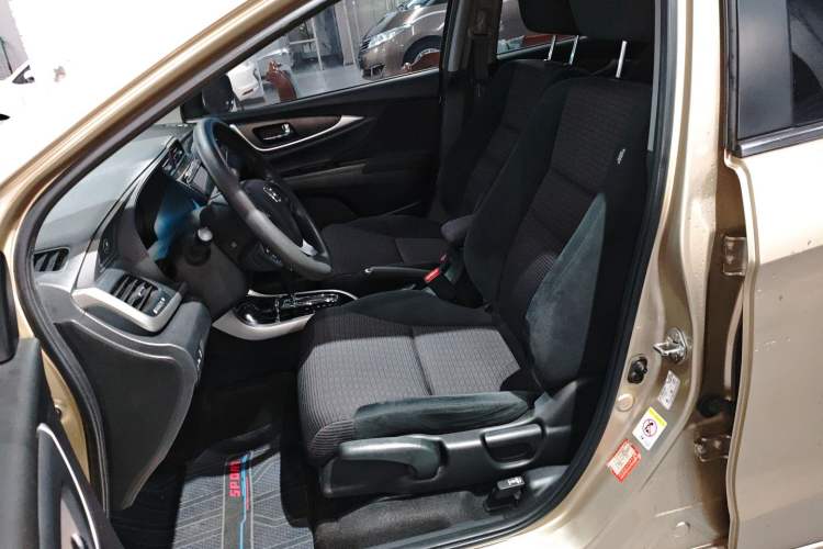 Used Honda Crider 2016 1.8L CVT Luxury Edition Left Front Seat