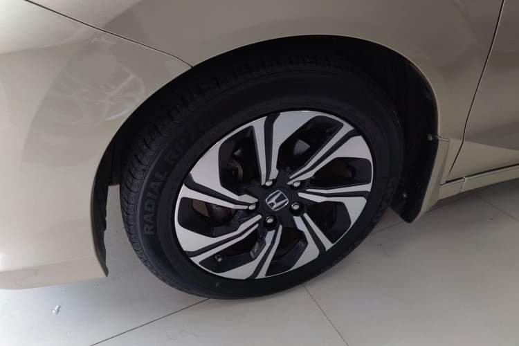 Used Honda Crider 2016 1.8L CVT Leading Edition Left Front Wheel Hub