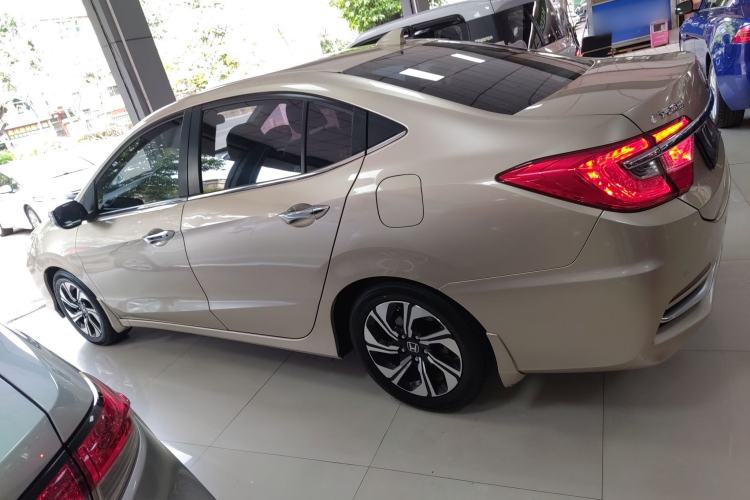 Used Honda Crider 2016 1.8L CVT Leading Edition Left Side