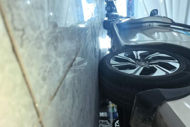 Used Honda Crider 2016 1.8L CVT Luxury Edition Left Side Sill