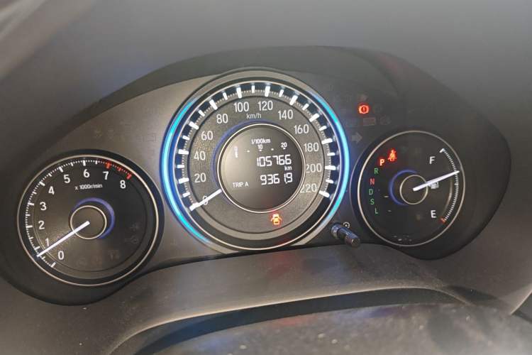 Used Honda Crider 2016 1.8L CVT Luxury Edition Odometer Close Up