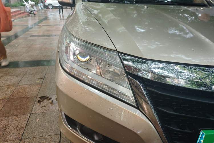 Used Honda Crider 2016 1.8L CVT Luxury Edition Right Front Headlight