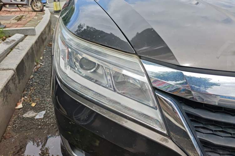 Used Honda Crider 2016 1.8L Manual Luxury Edition Right Front Headlight