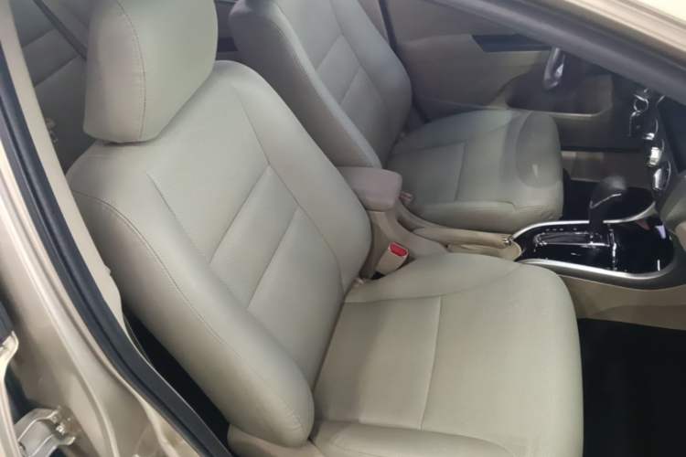 Used Honda Crider 2016 1.8L CVT Comfort Version Right Front Seat