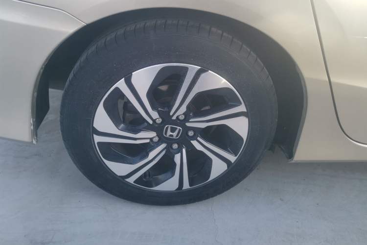 Used Honda Crider 2016 1.8L CVT Flagship Edition Right Rear Wheel Hub