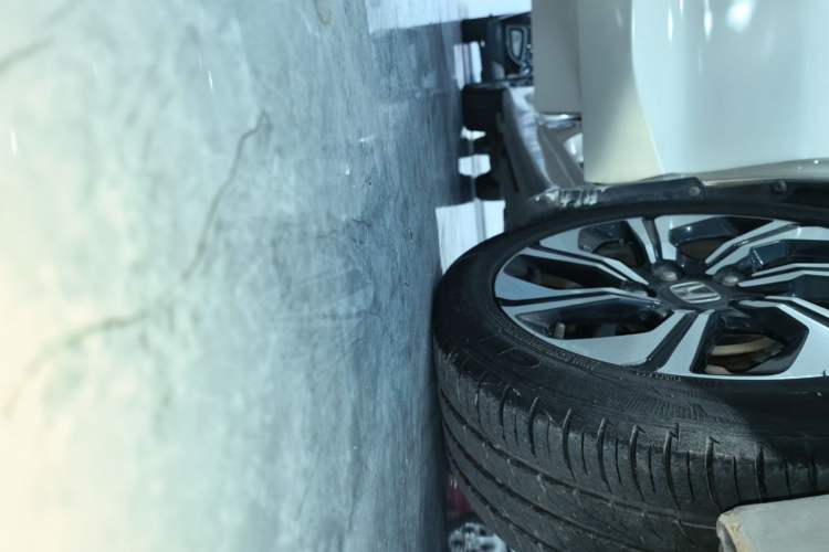 Used Honda Crider 2016 1.8L CVT Luxury Edition Right Side Sill