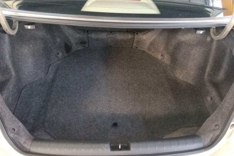 Used Honda Crider 2016 1.8L CVT Comfort Version Trunk