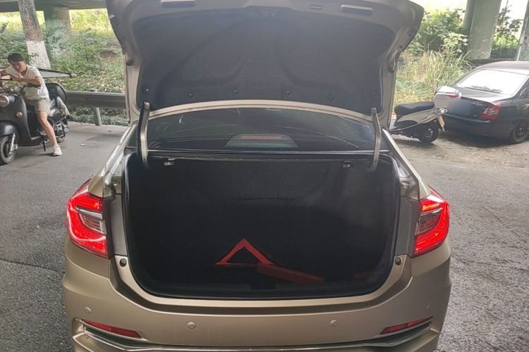 Used Honda Crider 2016 1.8L CVT Leading Edition Trunk