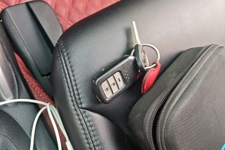 Used Honda Crider 2016 1.8L CVT Luxury Edition Vehicle Key