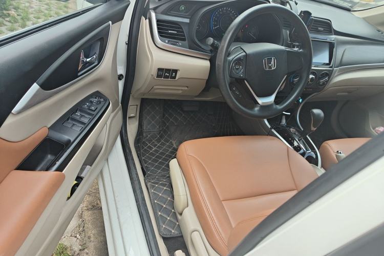 Used Honda Crider 2016 1.8L CVT Luxury Edition Driver Seat