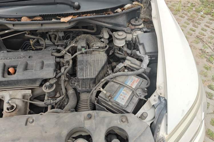 Used Honda Crider 2016 1.8L CVT Luxury Edition Engine Bay Left