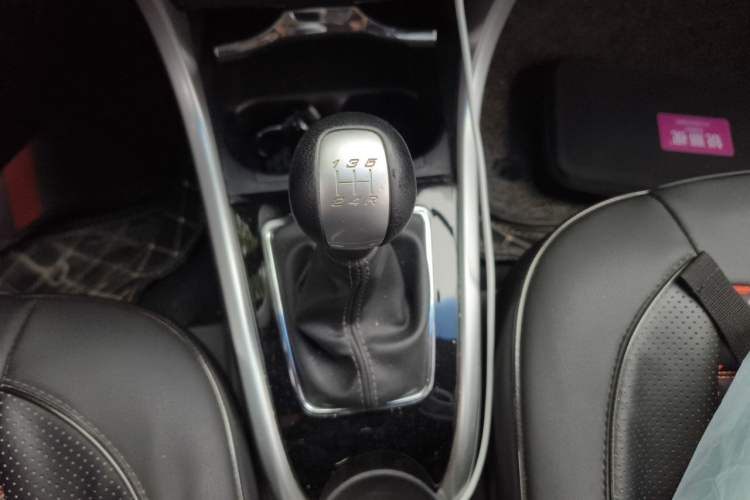 Used Honda Crider 2016 1.8L Manual Luxury Edition Gear Lever
