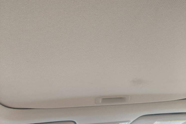 Used Honda Crider 2016 1.8L CVT Luxury Edition Headliner