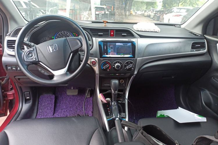 Used Honda Crider 2016 1.8L CVT Luxury Edition Center Console