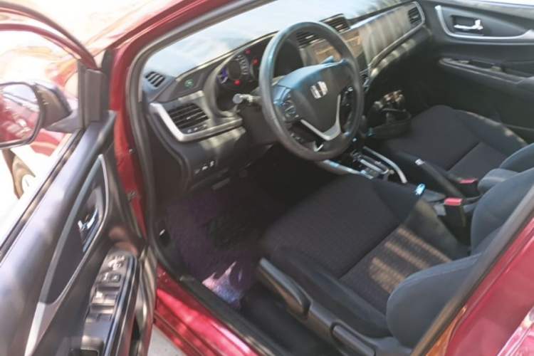 Used Honda Crider 2016 1.8L CVT Luxury Edition Driver Seat