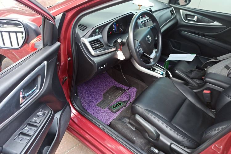 Used Honda Crider 2016 1.8L CVT Luxury Edition Driver Seat