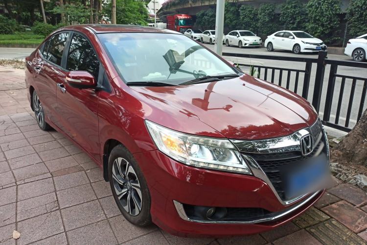 Used Honda Crider 2016 1.8L CVT Luxury Edition Front Right 45 Deg