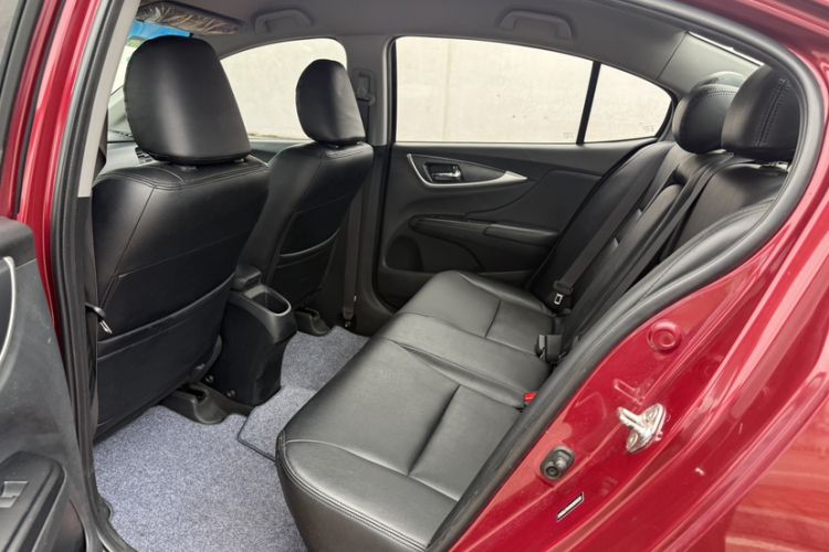 Used Honda Crider 2016 1.8L CVT Comfort Version Interior 2